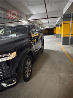 تۆیۆتا لاند کروزەر